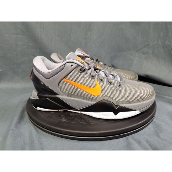 Nike Kobe X (GS) Sneakers Size 4Y BRAND NEW IN BOX! - Picture 9 of 14